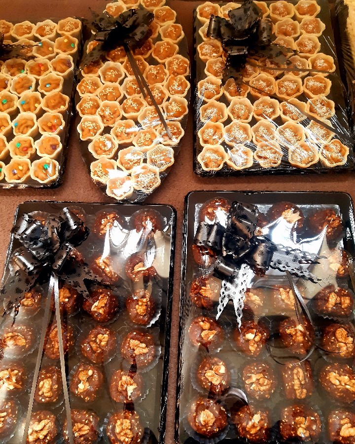 عکس حلوای شیرخشک وحلوای خرما