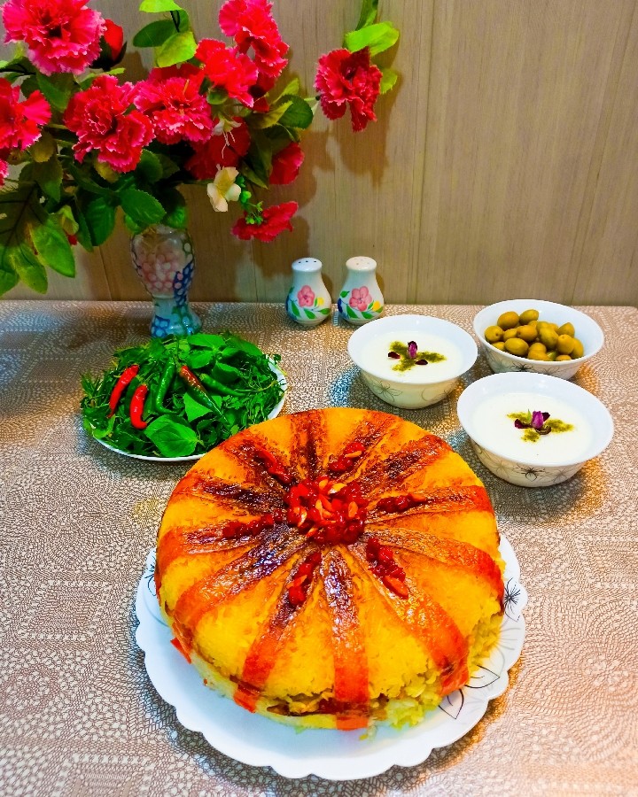 عکس هویج پلو با مرغ