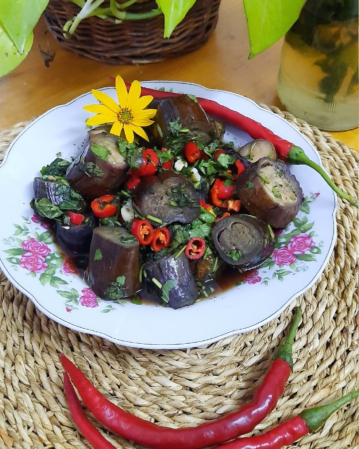 ترشی بادمجون آتیشی