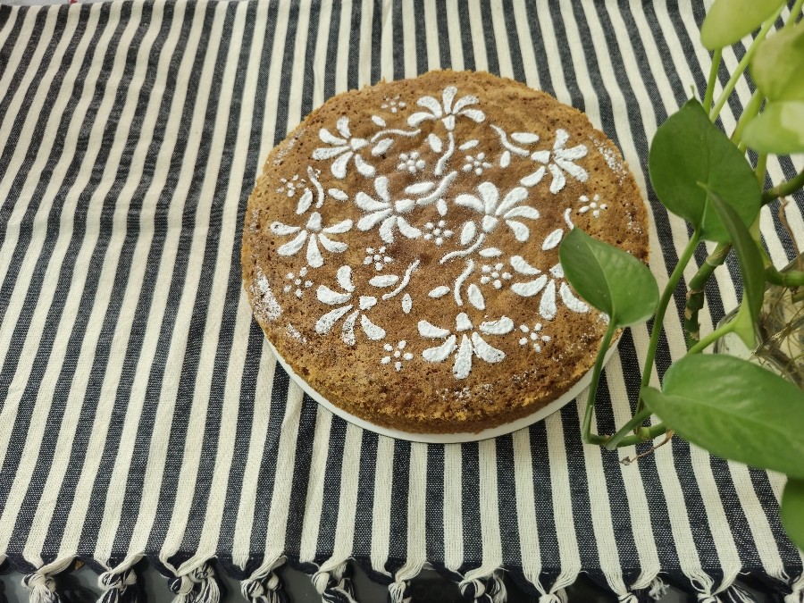 عکس کیک هویج و گردوی جذاب