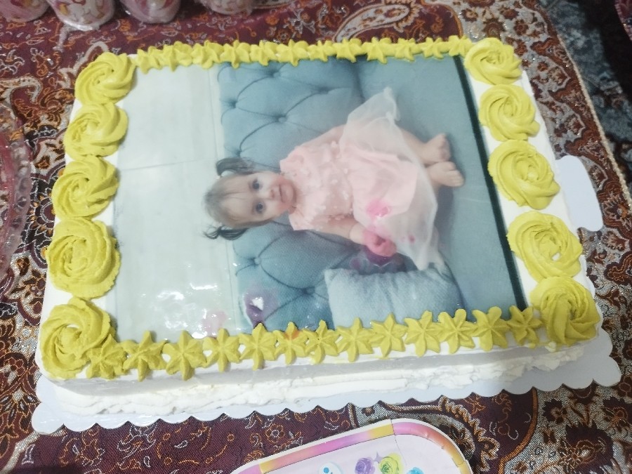 عکس تولد خوشمزه خاله
