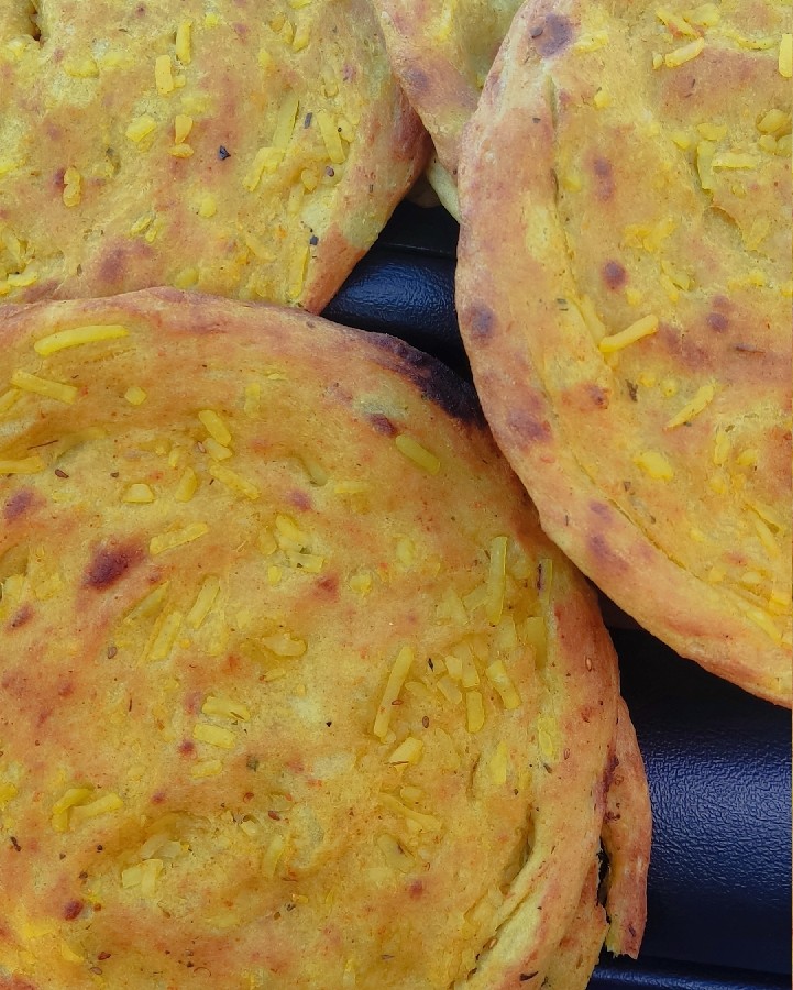 نان سبزی سیب زمینی نان کنجد با روغن محلی 