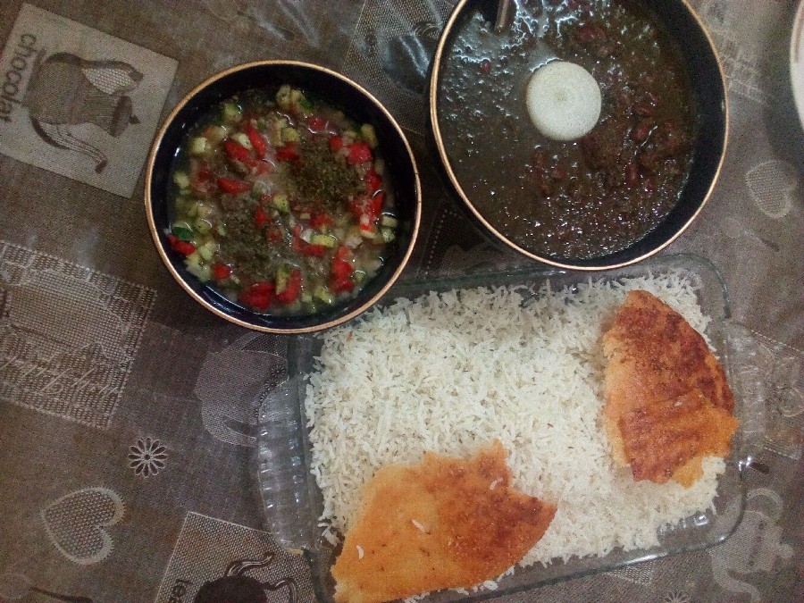 عکس سلام دوستان ناهار دور همی
