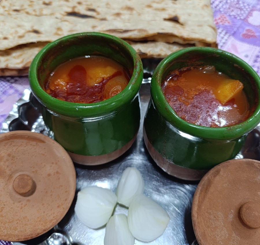 عکس دیزی کاسه ای اصفهانی ?
با نان سنگک