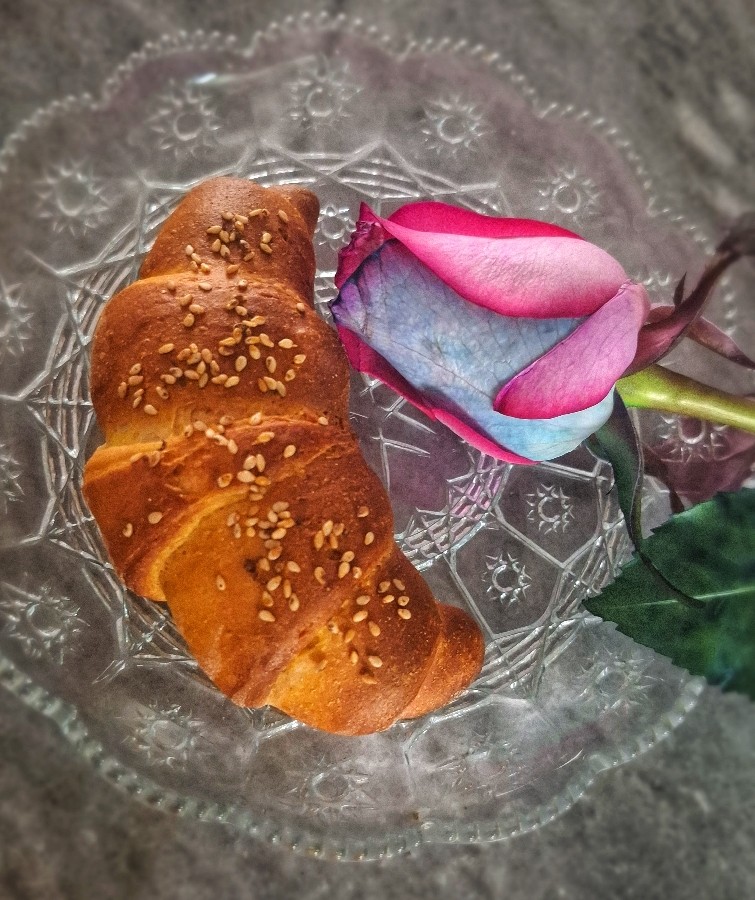 کروسان شکلاتی 