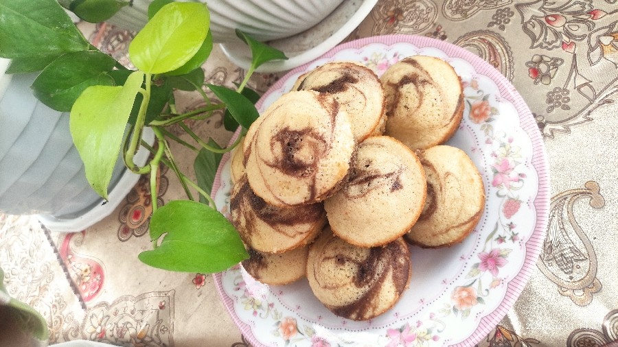 کاپ کیک شکلاتی و وانیلی