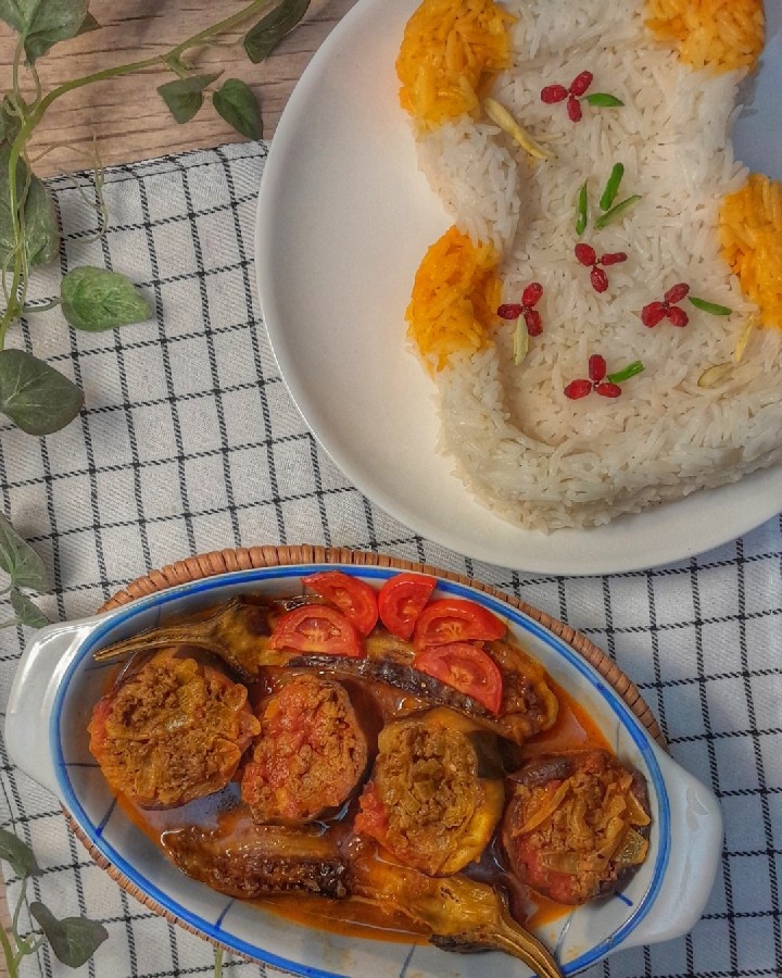 بادمجان شکم پر