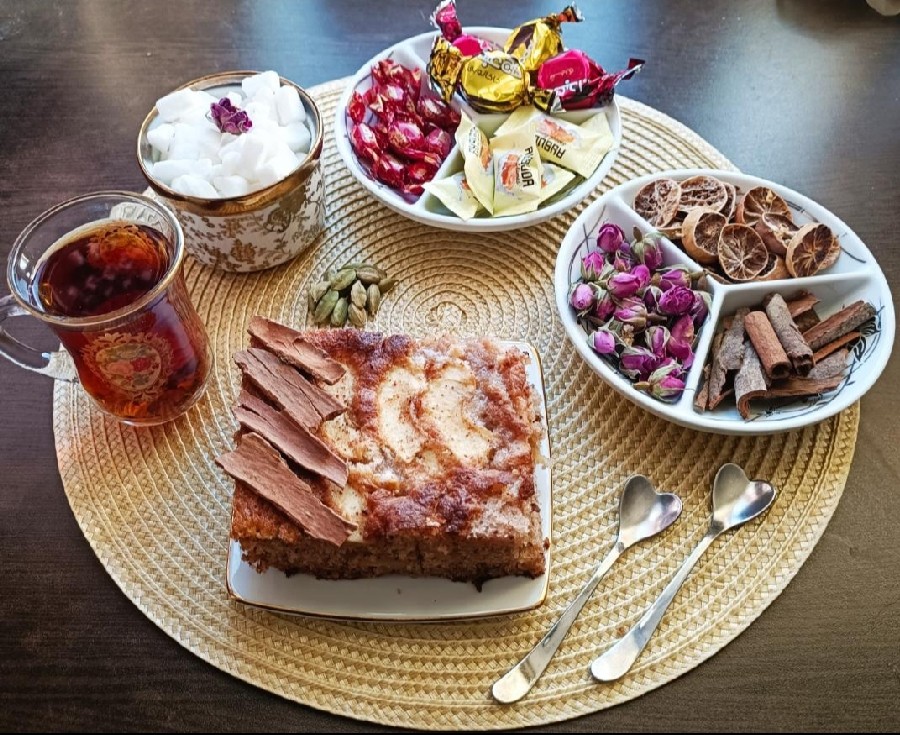 عکس کیک سیب دارچین