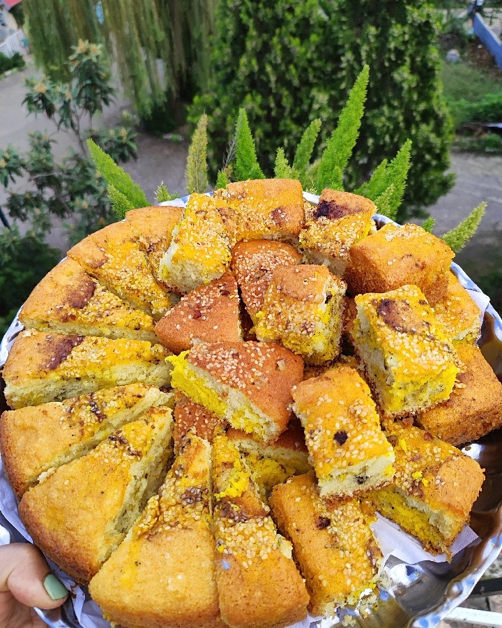 عکس دور همی مون با دوستان گل