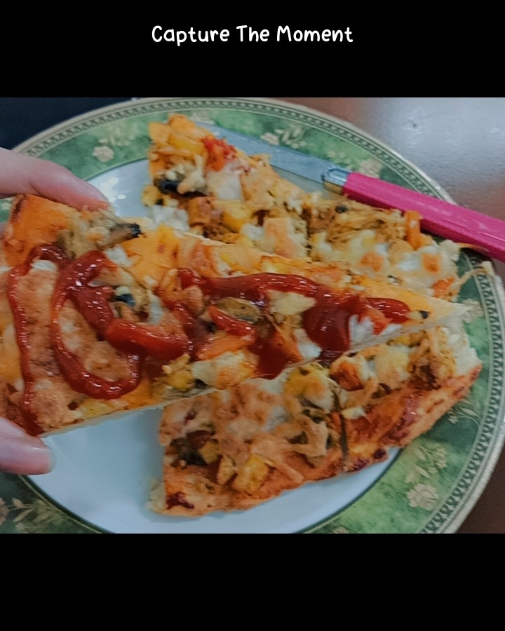 پیتزا پزون (◠‿◕) 