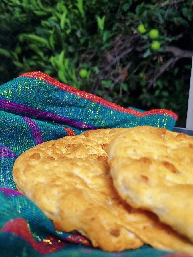 نون جزغاله(دستپخت مامان و سادات‌جونم)