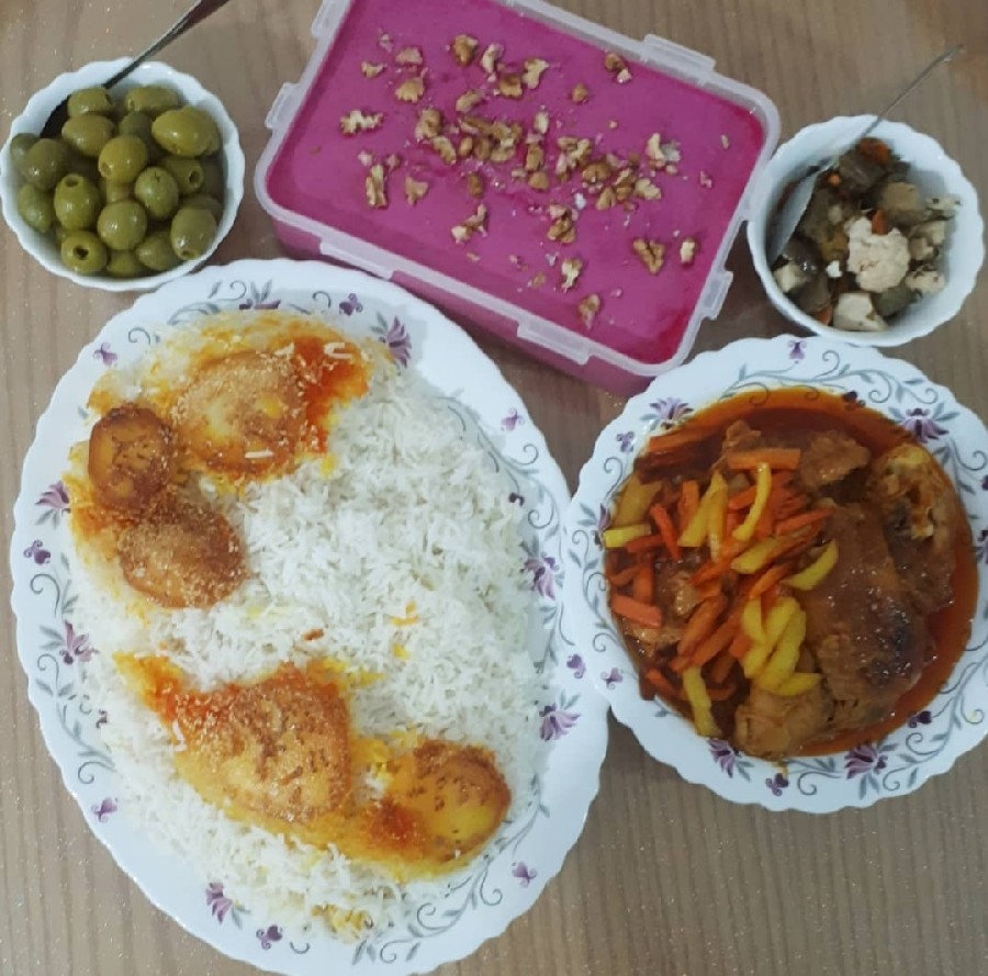 عکس به وقت ناهار # تقدیم به نگاه های قشنگتون # جاتون سبز #