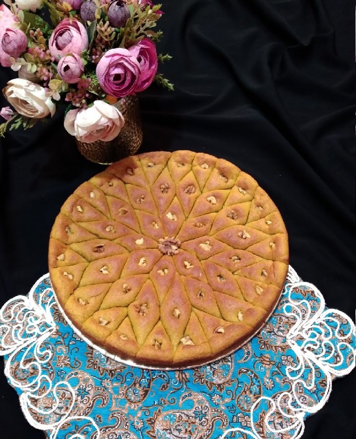 عکس کماچ سهن
شیرینی سنتی کرمان