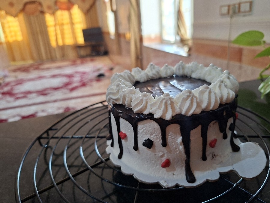 کیک خامه ای  از سری کیک های خانم یاری 