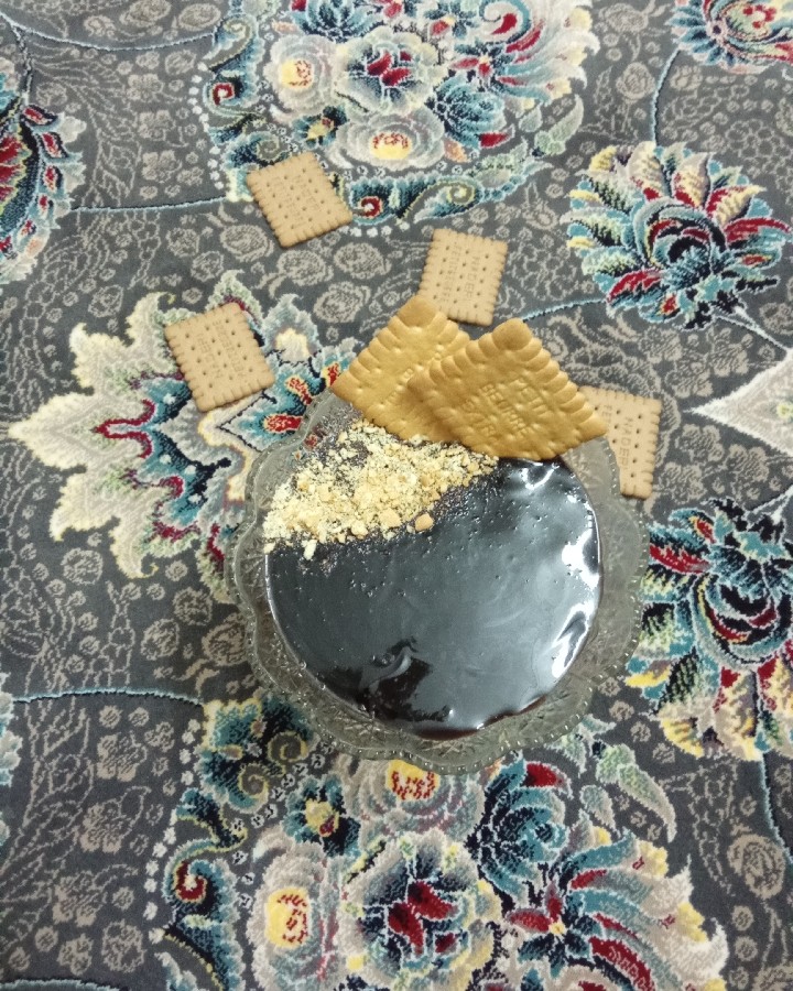 کاسترد با سس کاکائویی