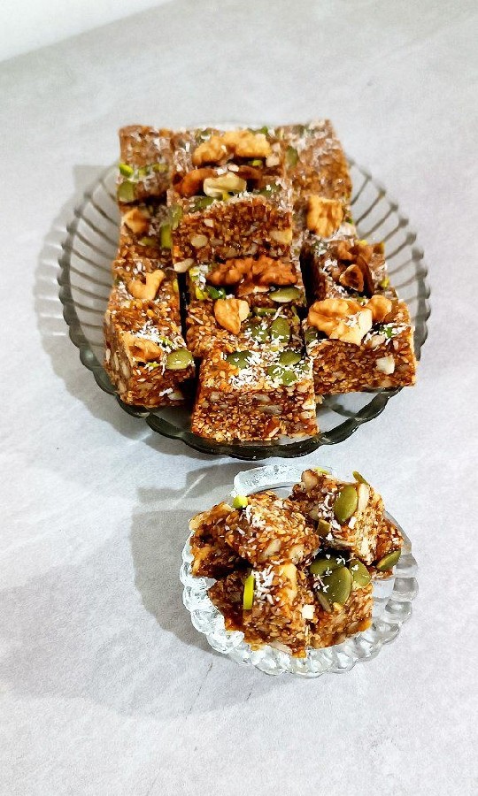 معجون کنجد عسل