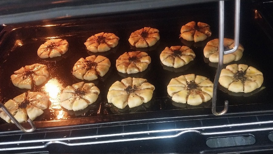 عکس نان خرمایی