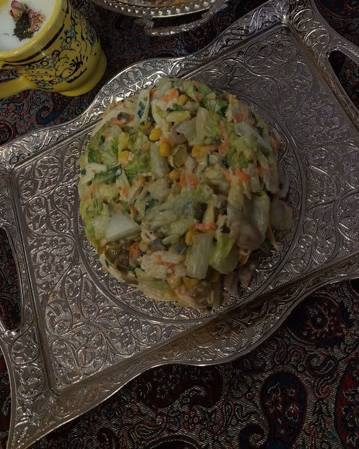 عکس ماکارانی و سالاد مرغ