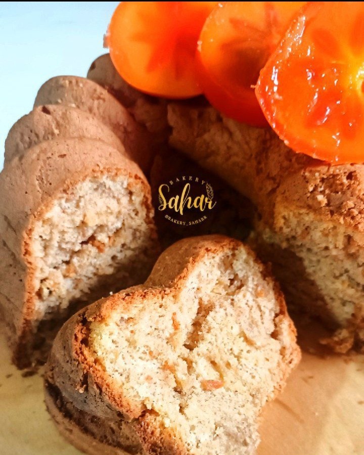 عکس کیک خرمالو اسفنحی