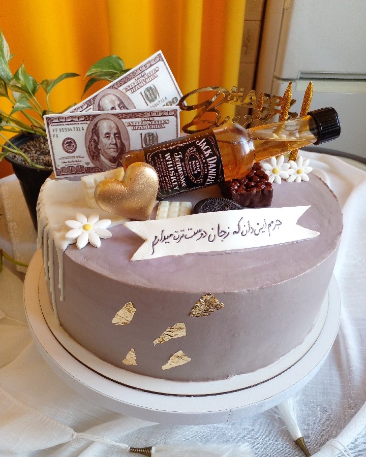 کیک تولد 