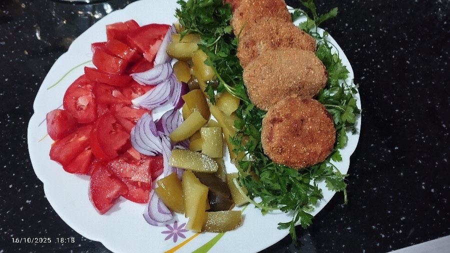 ناگت مرغ خیلی خوشمزه با دستور رایگان لیلا خانم شکورزاده