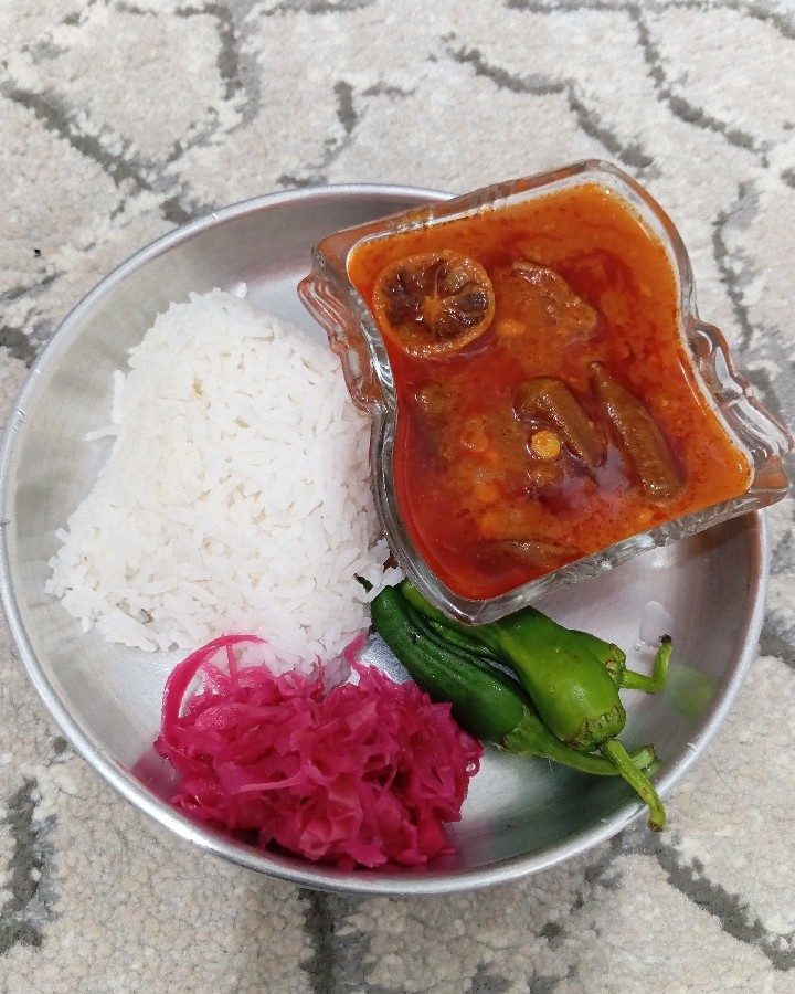 خورشت بامیه