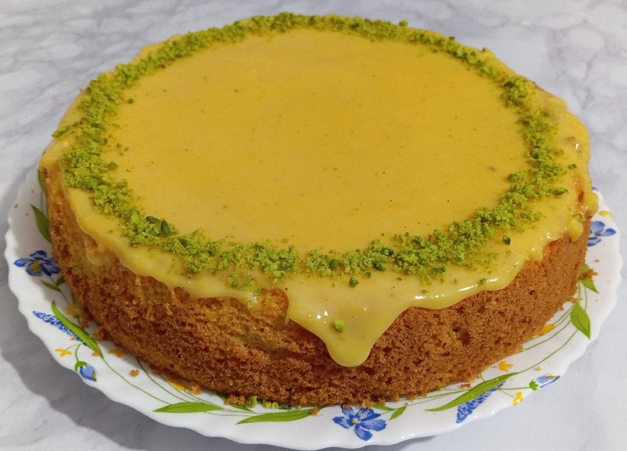 عکس کیک زعفرانی