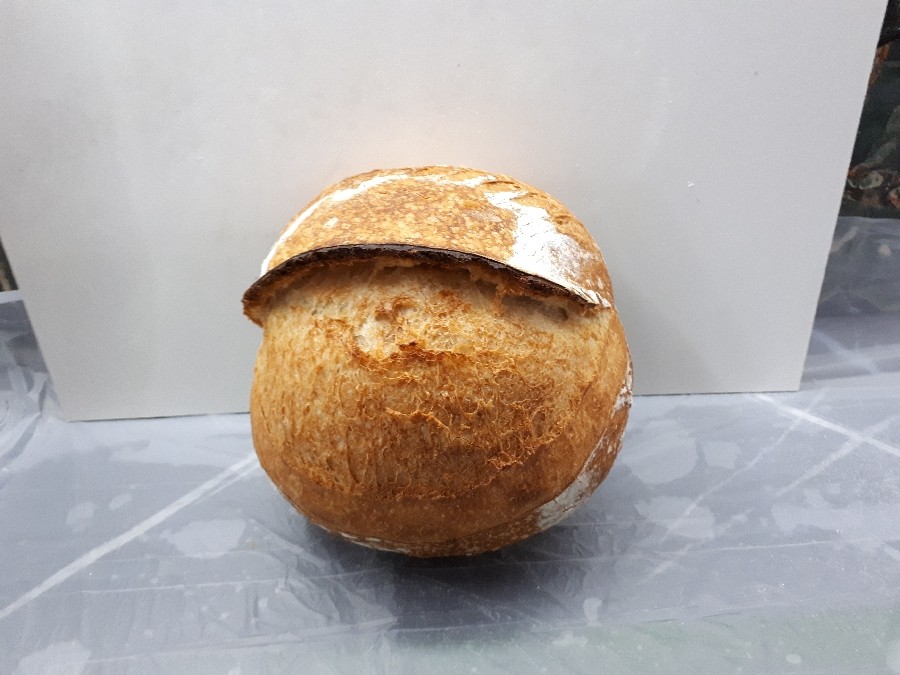 نان کلاسیک خمیر ترش