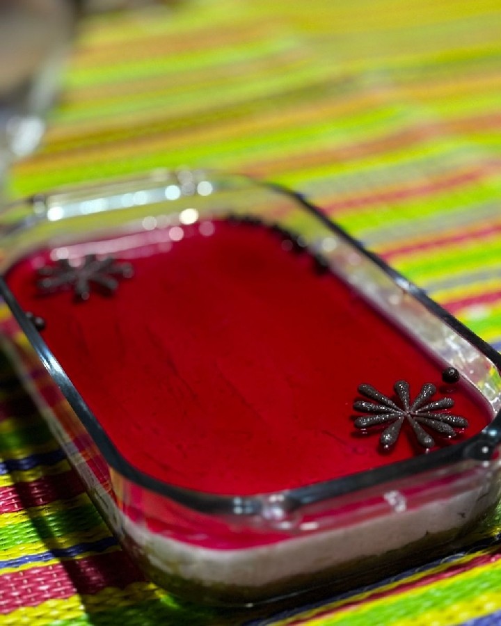 عصرانه دورهمی دوستانه