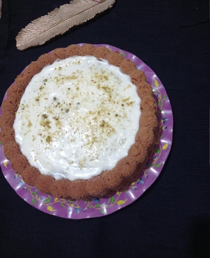 کیک هویج و گردو با سس مخصوص 