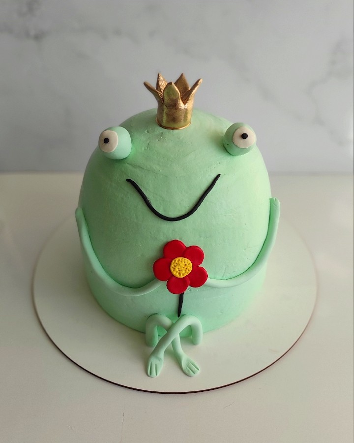 کیک اسفنجی قنادی