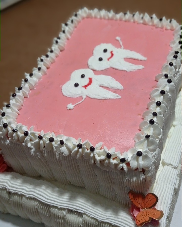 اولین کیک خامه کشی من