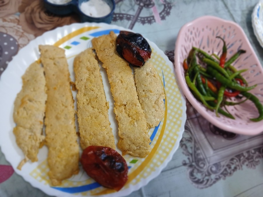 کوبیده مرغ(*^o^)／＼(^-^*)