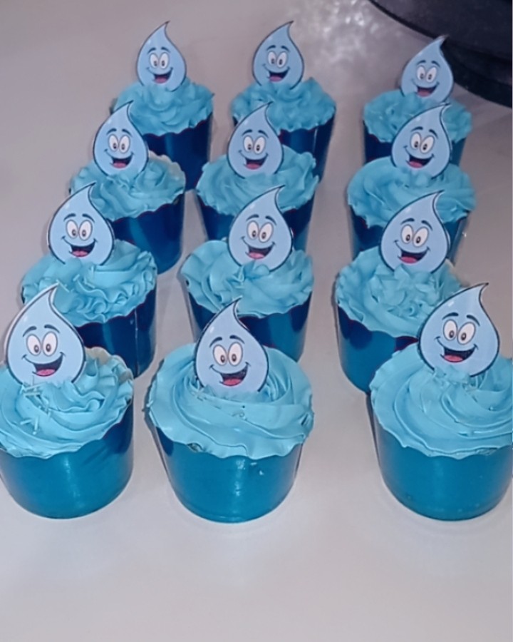 کاپ کیک سفارشی
براجشن آب