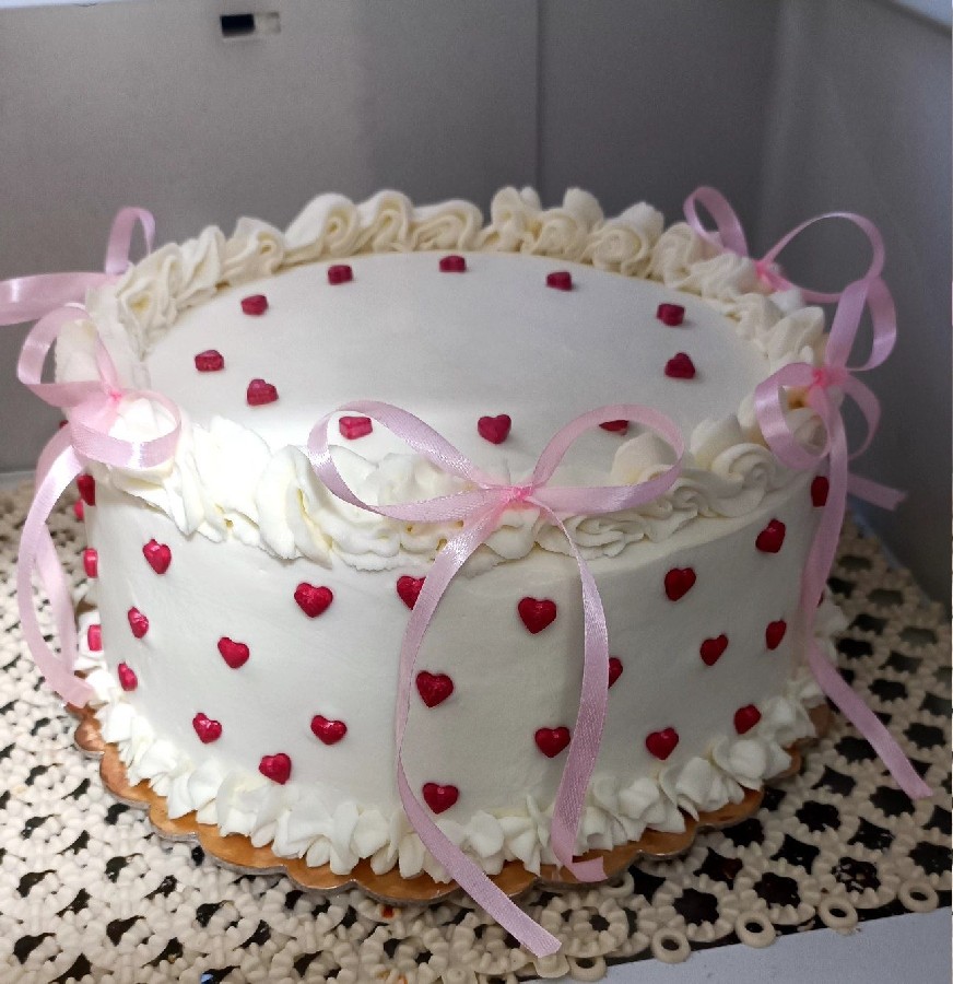 کیک به مناسبت ولادت عمه سادات(س) 
روز پرستار مبارک همه مادرایی که بی ادعا شب و روز پرستاریمونو کردن