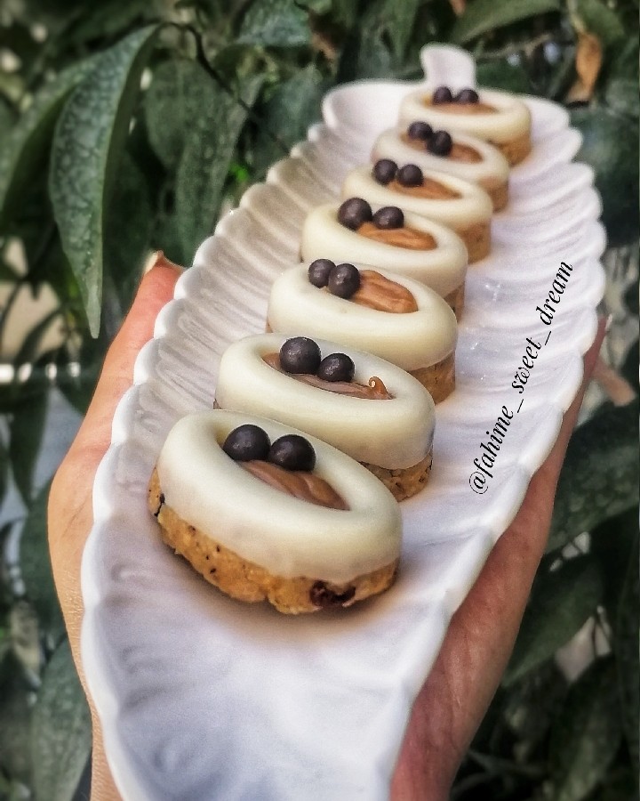 شکلات بیسکویتی 