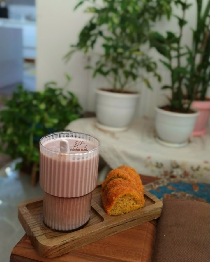 کیک هویج گردو کافی شاپ