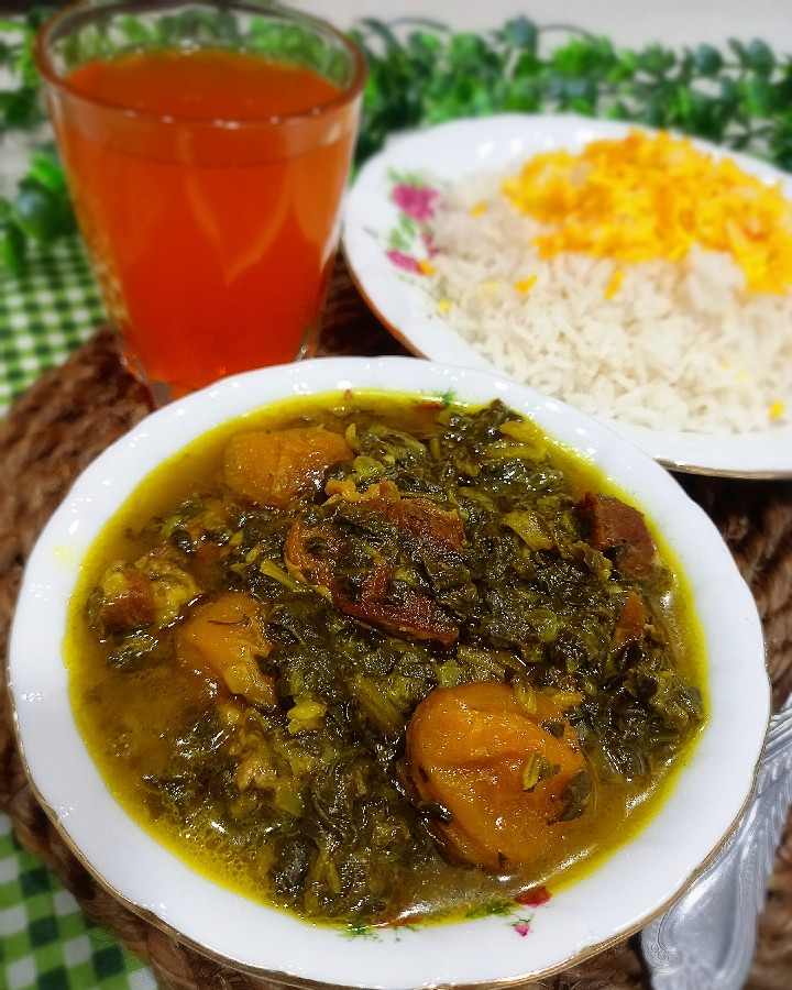 خورش آلو اسفناج