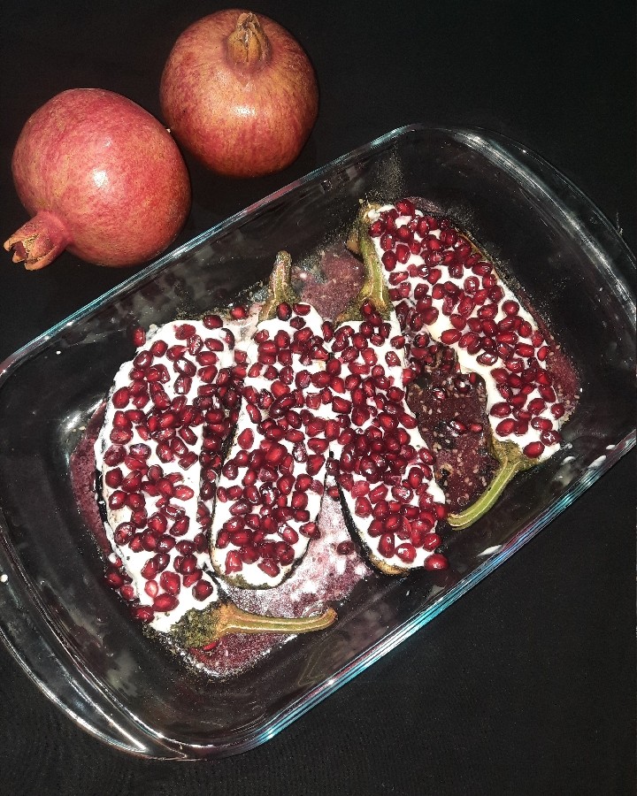 بادمجان کبابی با سس انار