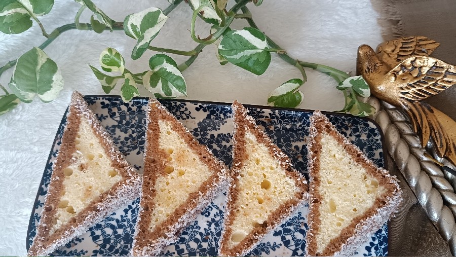 کیک وانیلی دو رنگ