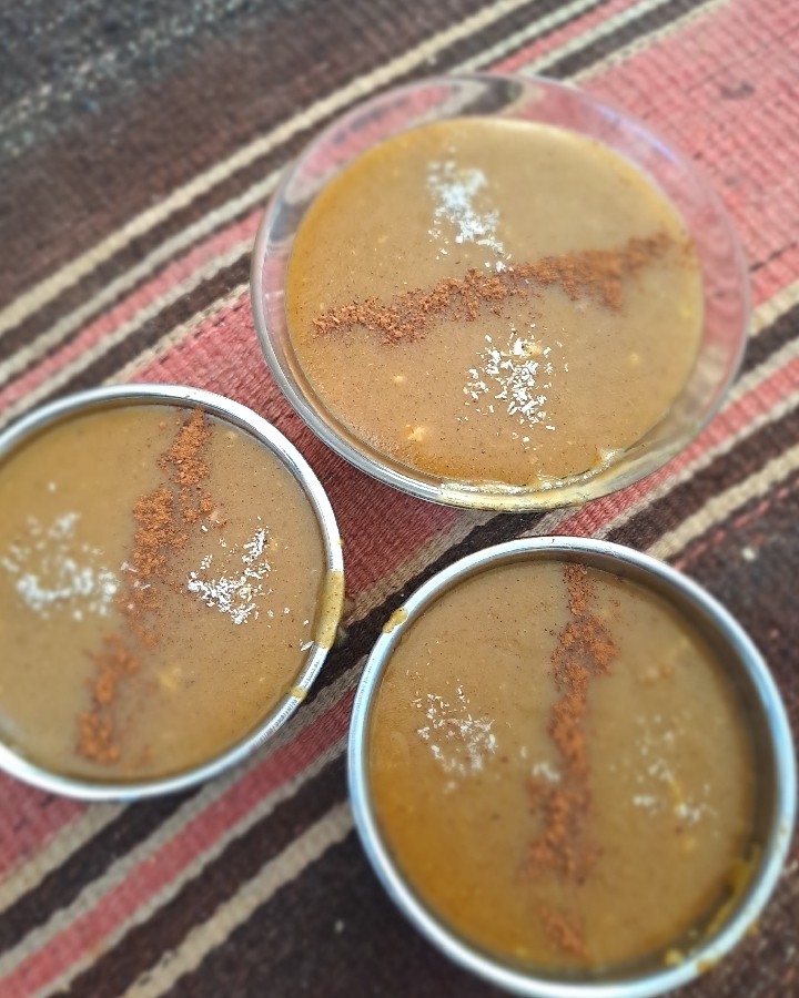 کاچی زعفرانی با مغزیجات