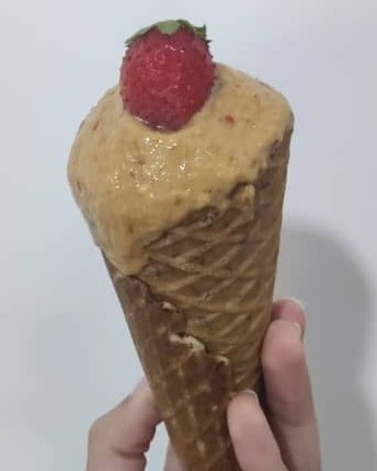 بستنی خرمالو