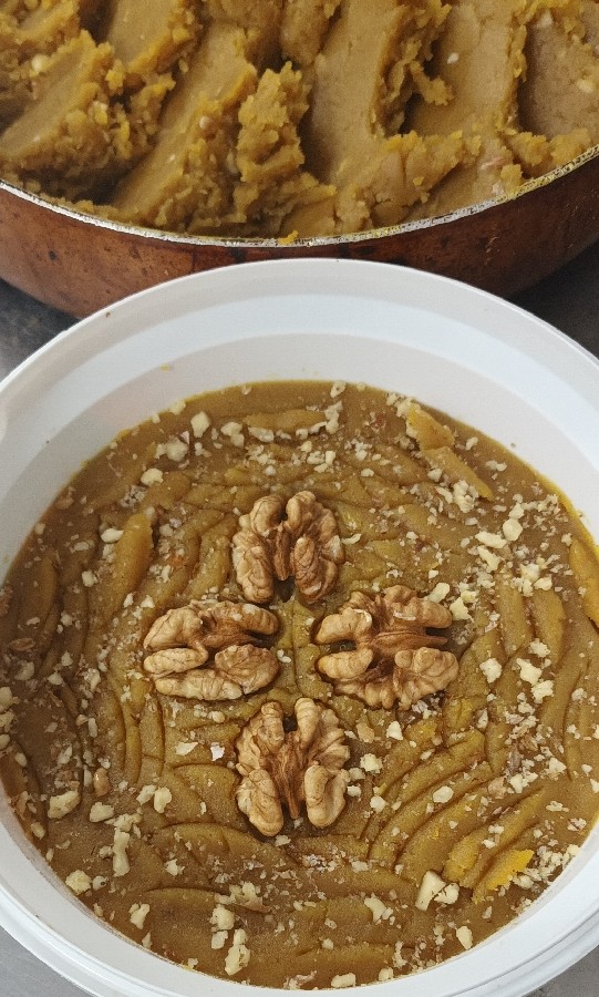 حلوا شیر
خیرات اموات 
