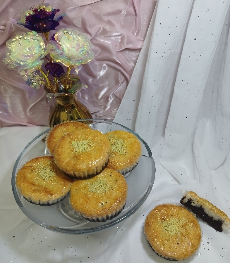 پای کیک شکلاتی نارگیلی از آموزش های خانم فرشته صادقیان عزیز 
