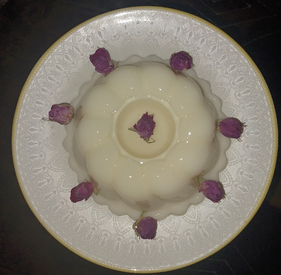 ژله  شیر سفید  