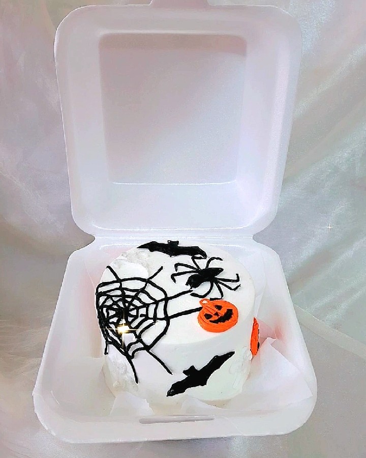 بنتو کیک هالویینی