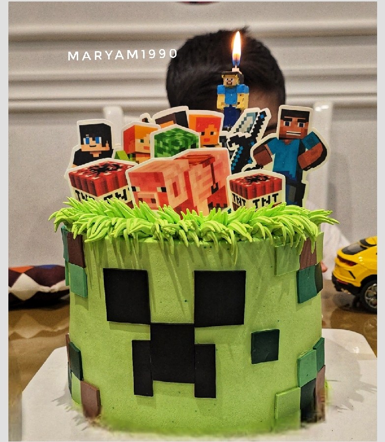 کیک تولد ماینکرافت