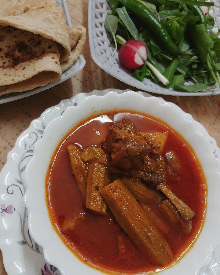 خورشت بامیه