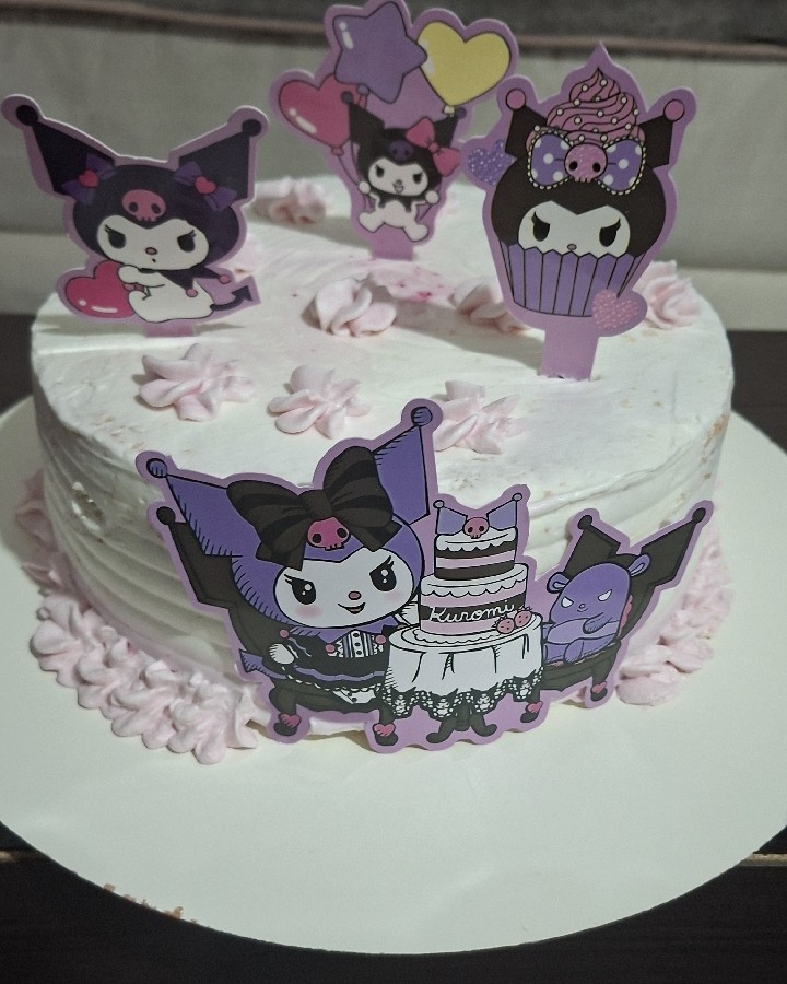 کیک تولد دخترم ۱۴۰۴