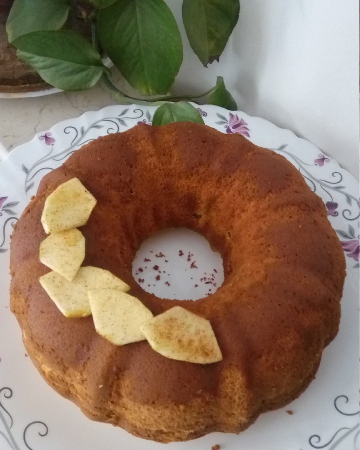 کیک سیب و دارچین 